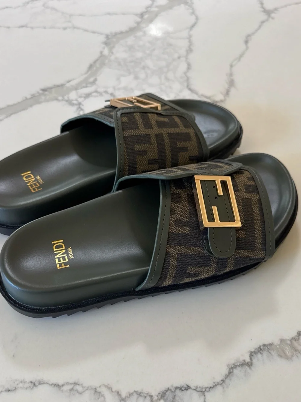 SOLD! F slides brown tan gold 7.5-8 - Picture 3 of 7